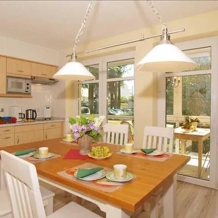 Ostseepark Waterfront_ Karavelle 34 *